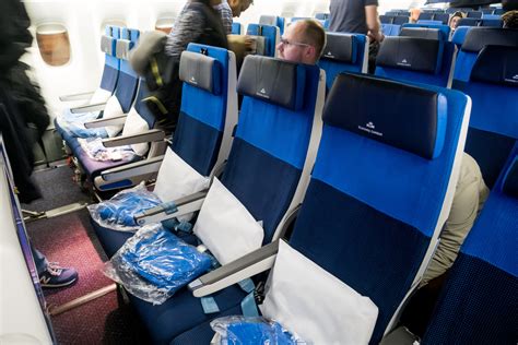 klm economy comfort 777|A Cabin of Our Own: KLM (777) in Economy .